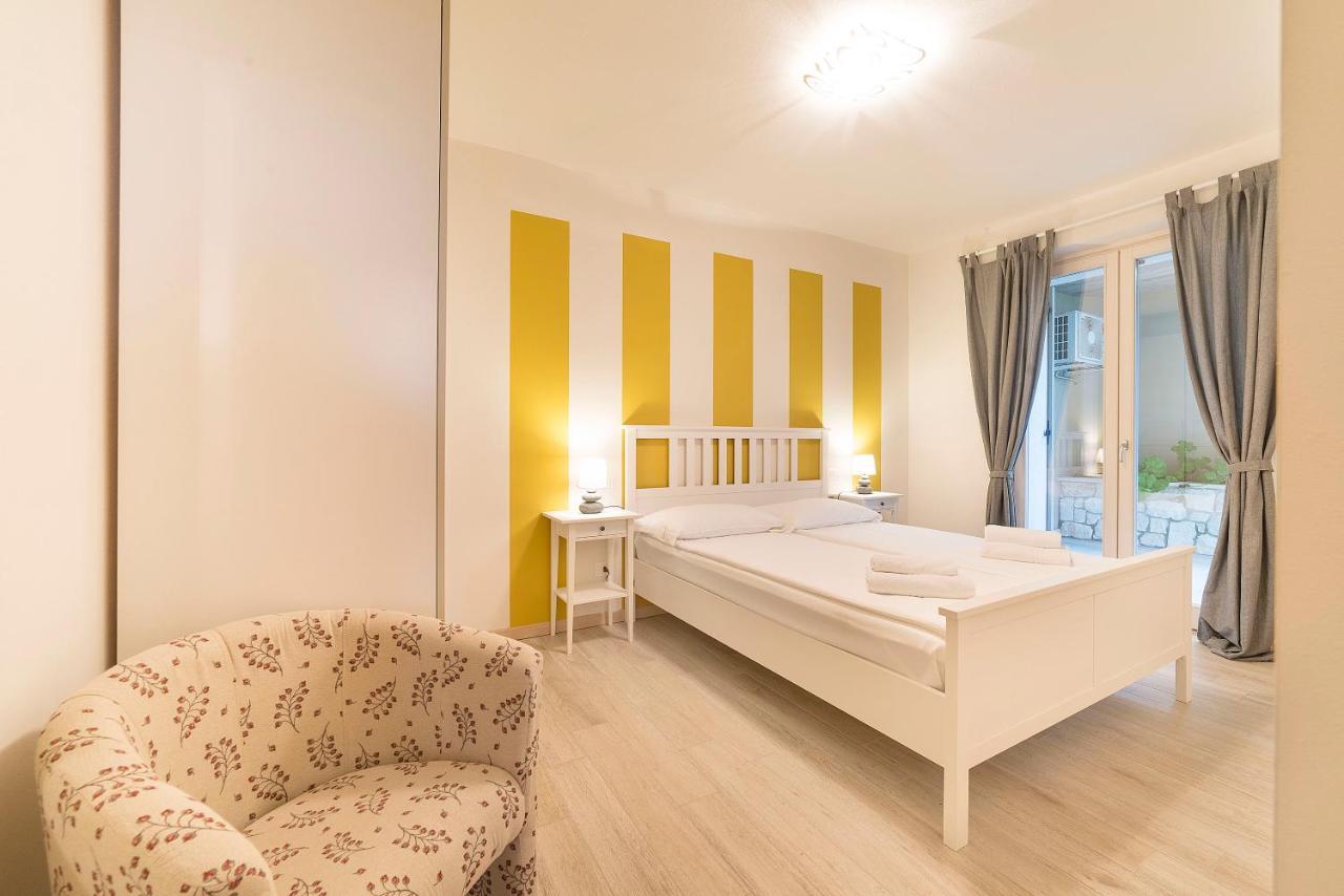 Villa Kiara Torri del Benaco Kültér fotó