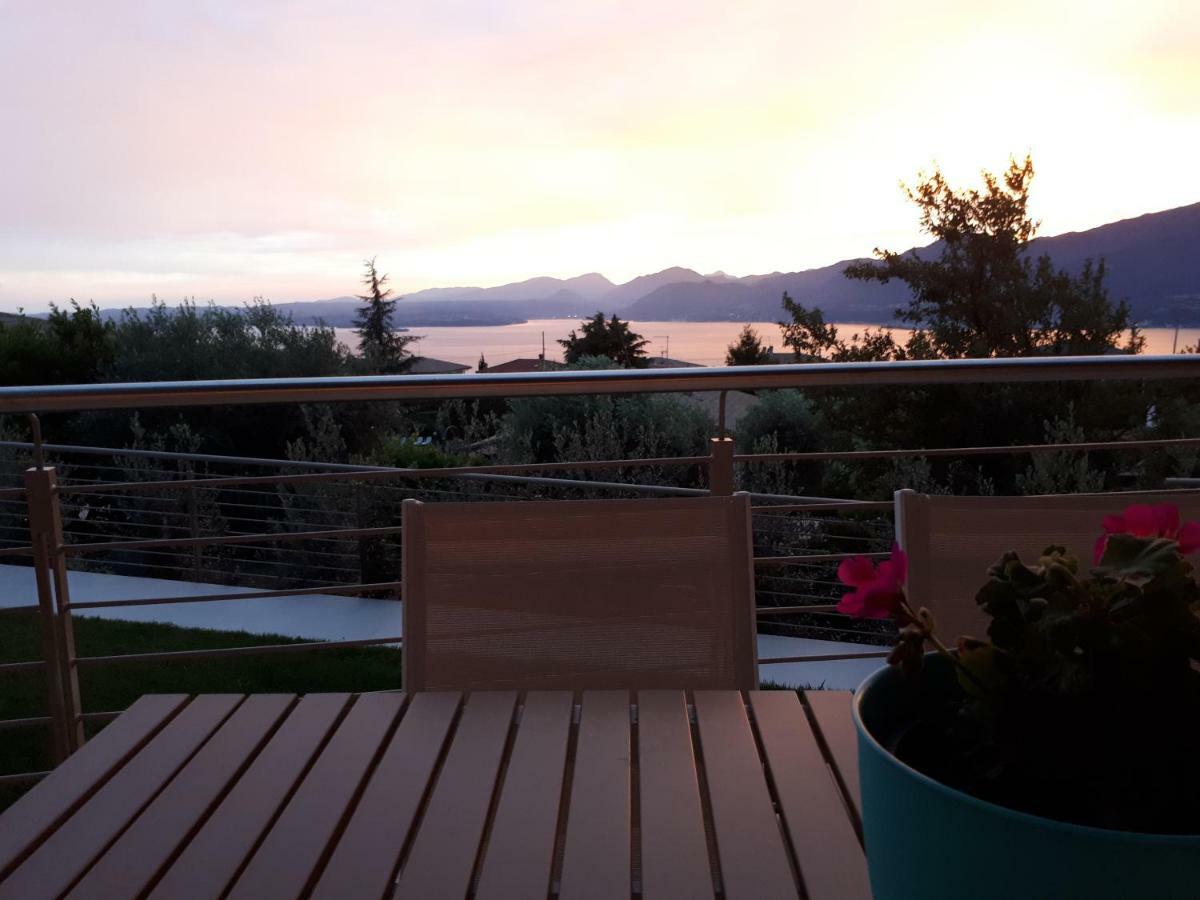 Villa Kiara Torri del Benaco Kültér fotó